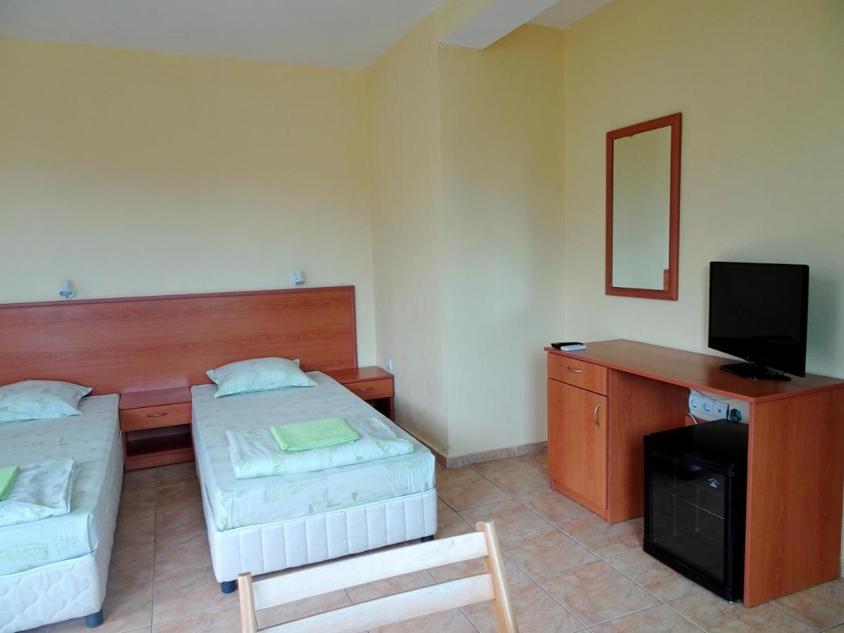 Hotel Niko Kranevo Exterior photo