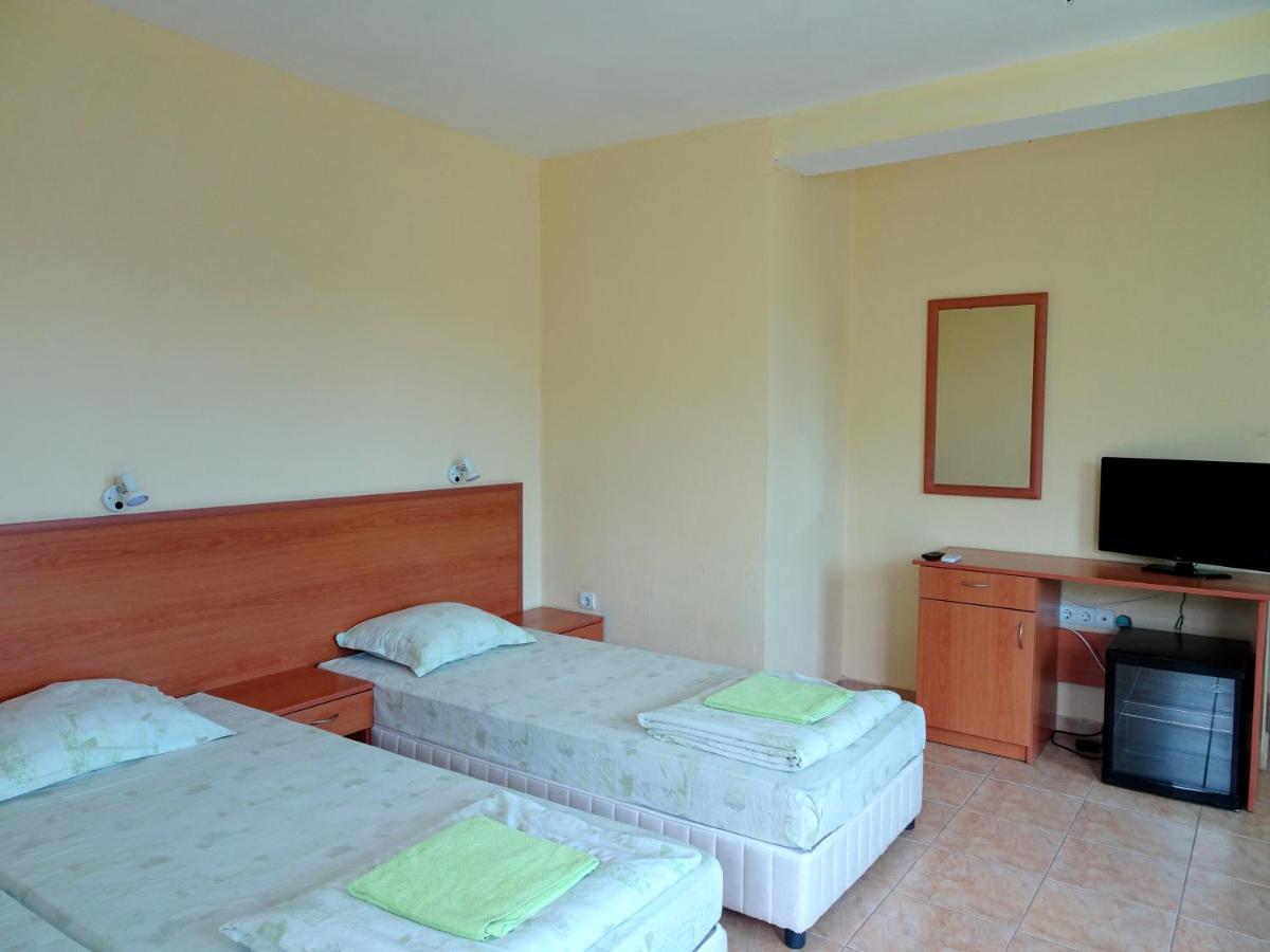 Hotel Niko Kranevo Exterior photo
